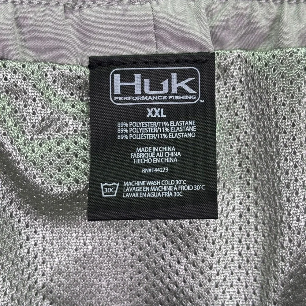 NWT Huk Mens Pursuit‎ Volley Shorts Sz XXL Gray 5.5 Inseam Performance Fishing